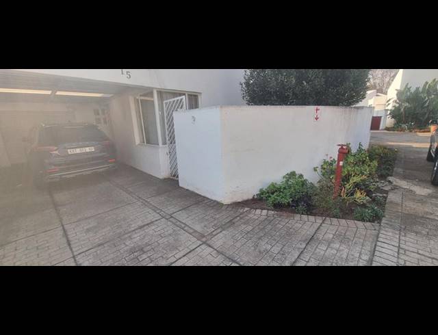 2 BEDROOM TOWNHOUSE FOR SALE IN CELTISDAL